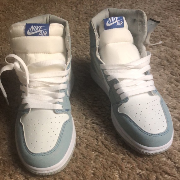 Jordan 1s OG high - Picture 2 of 6
